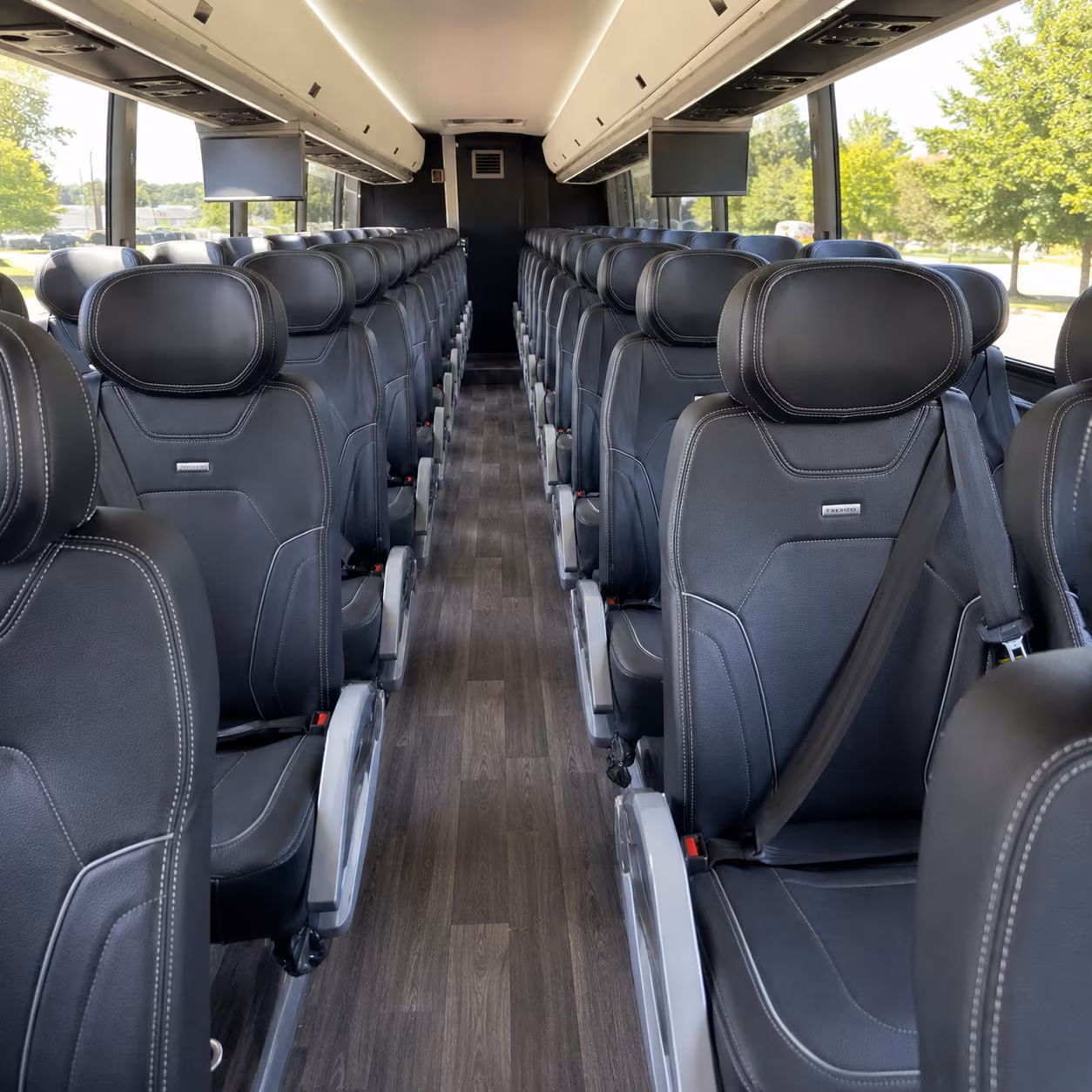 charter buses to diamondbacks games at chase field and spring training stadiums