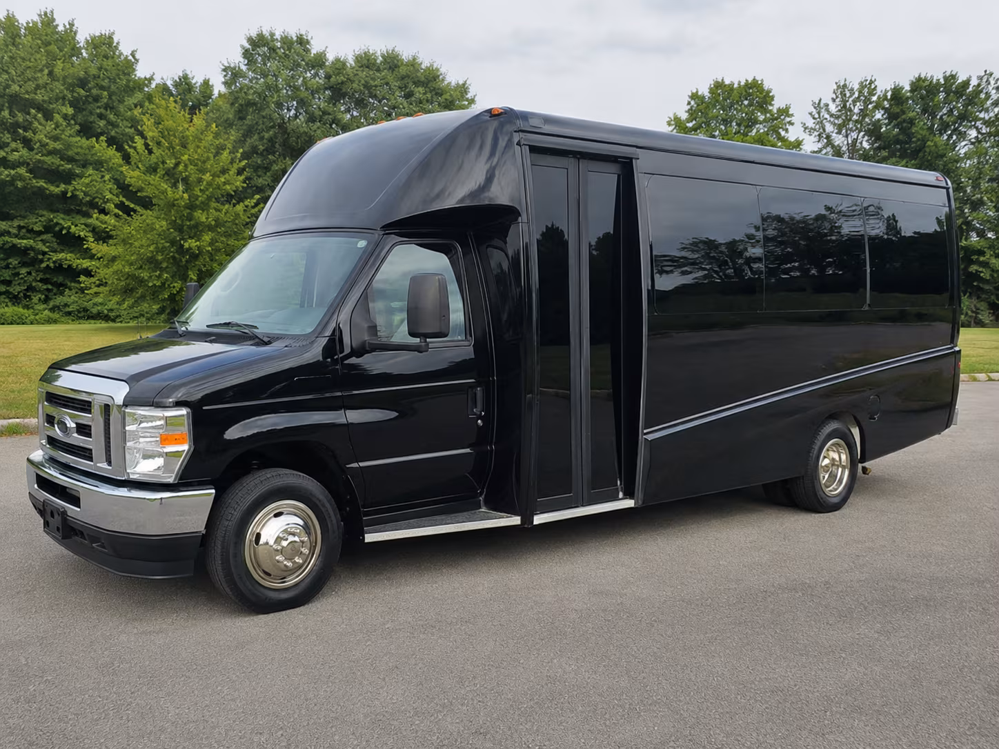 maricopa sporting event transportation onboard seating
